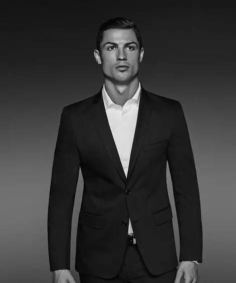 DO：雅克松离队的可能性越来越大，有英超和海外俱乐部有意（雅克松离队概率攀升，英超与多家海外俱乐部有意）