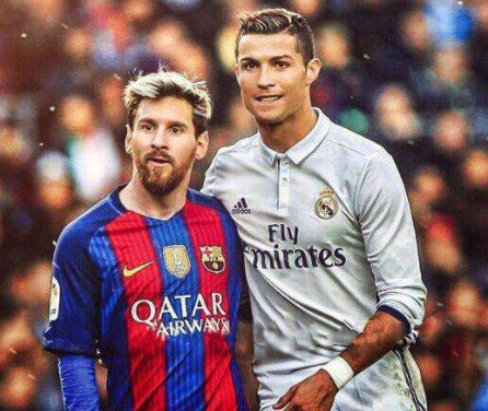 意甲三分制时代，斯帕莱蒂是第二位率队参加过三大德比的主帅