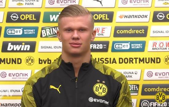 西甲-进球大战！安东尼闪击费兰半场戴帽 巴萨5-3贝蒂斯（西甲联赛：巴萨5-3力克贝蒂斯 安东尼闪电破门 费兰半场上演帽子戏法）