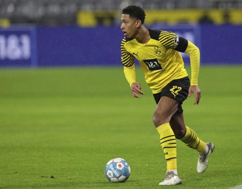 邓卓翔：全队在训练中都非常投入，希望奉献一场精彩的比赛