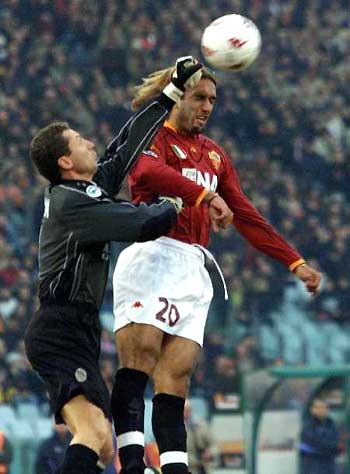 皇家马德里面临伤病危机，卡马万加和赫伊森几乎无缘对阵曼城