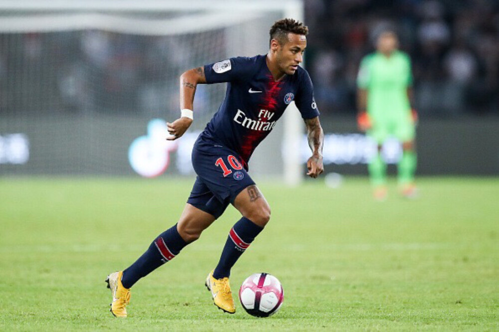 国安主场绝平恒大精彩对决