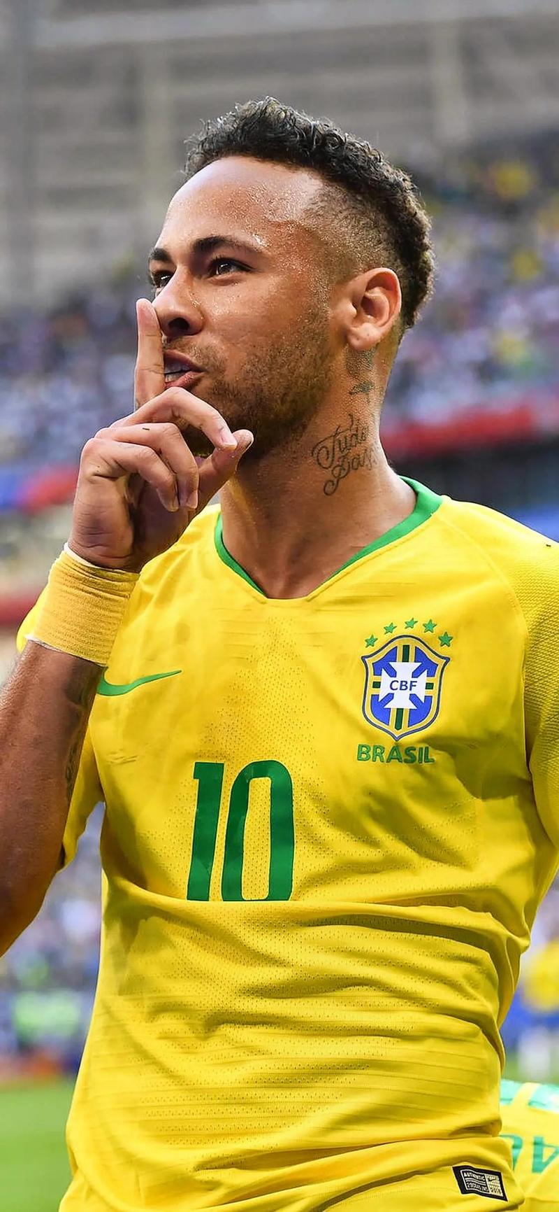 连续3场欧冠进球，17岁小将卡尔当选拜仁3-1葡体全场最佳（欧冠三连斩！17岁新星卡尔当选拜仁3-1击败葡体一役全场最佳）